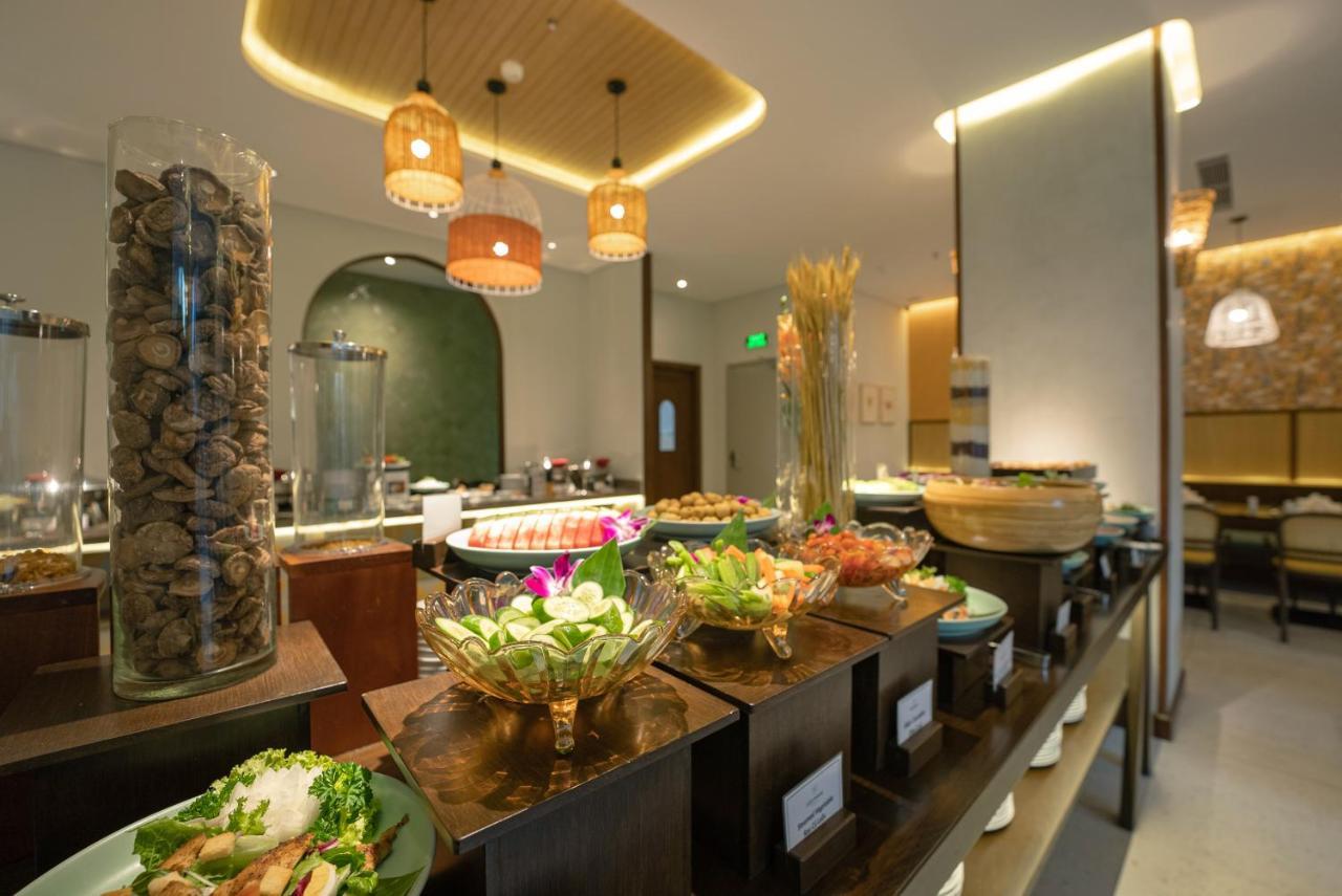 Cozy Danang Boutique Hotel Exteriör bild